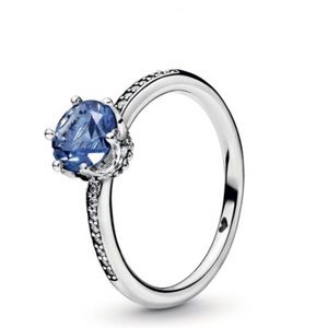 Blue Sparkling Crown Solitaire Ring Sz 7